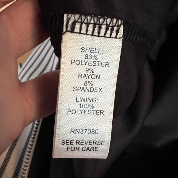 👗NWT🤩 |•CATO•| Striped V-neck Dress Size 6 - Picture 11 of 12